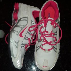 White pink Nike shox